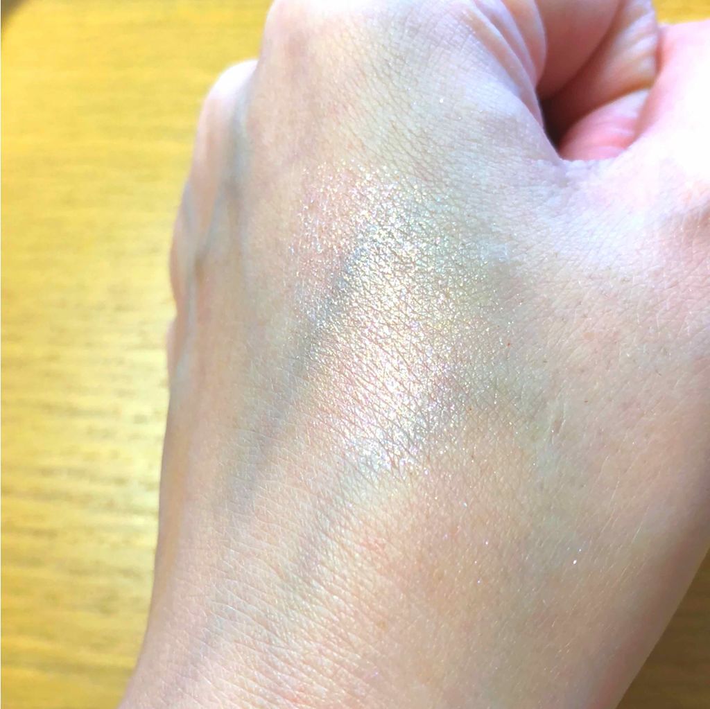 プリズム パウダーアイカラー/リンメル ロンドン/単色アイシャドウを使ったクチコミ（2枚目）