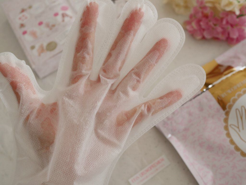 ウルオイートプレミアム モイスチャーハンドマスクP/EBiS化粧品/ハンドクリームを使ったクチコミ(3枚目)