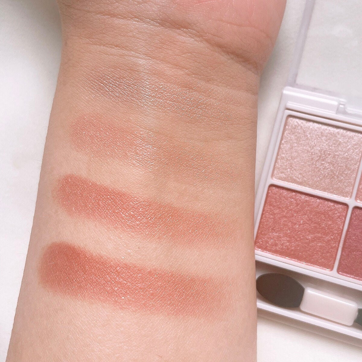 シルキースフレアイズ/キャンメイク/アイシャドウパレットを使ったクチコミ(2枚目)