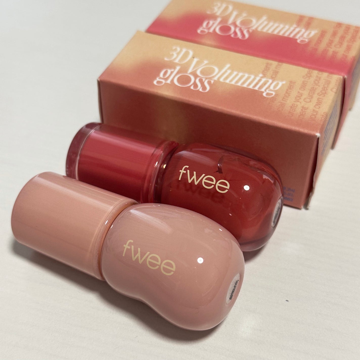 フィー 3Dボリューミンググロス/fwee/リップグロスを使ったクチコミ(5枚目)