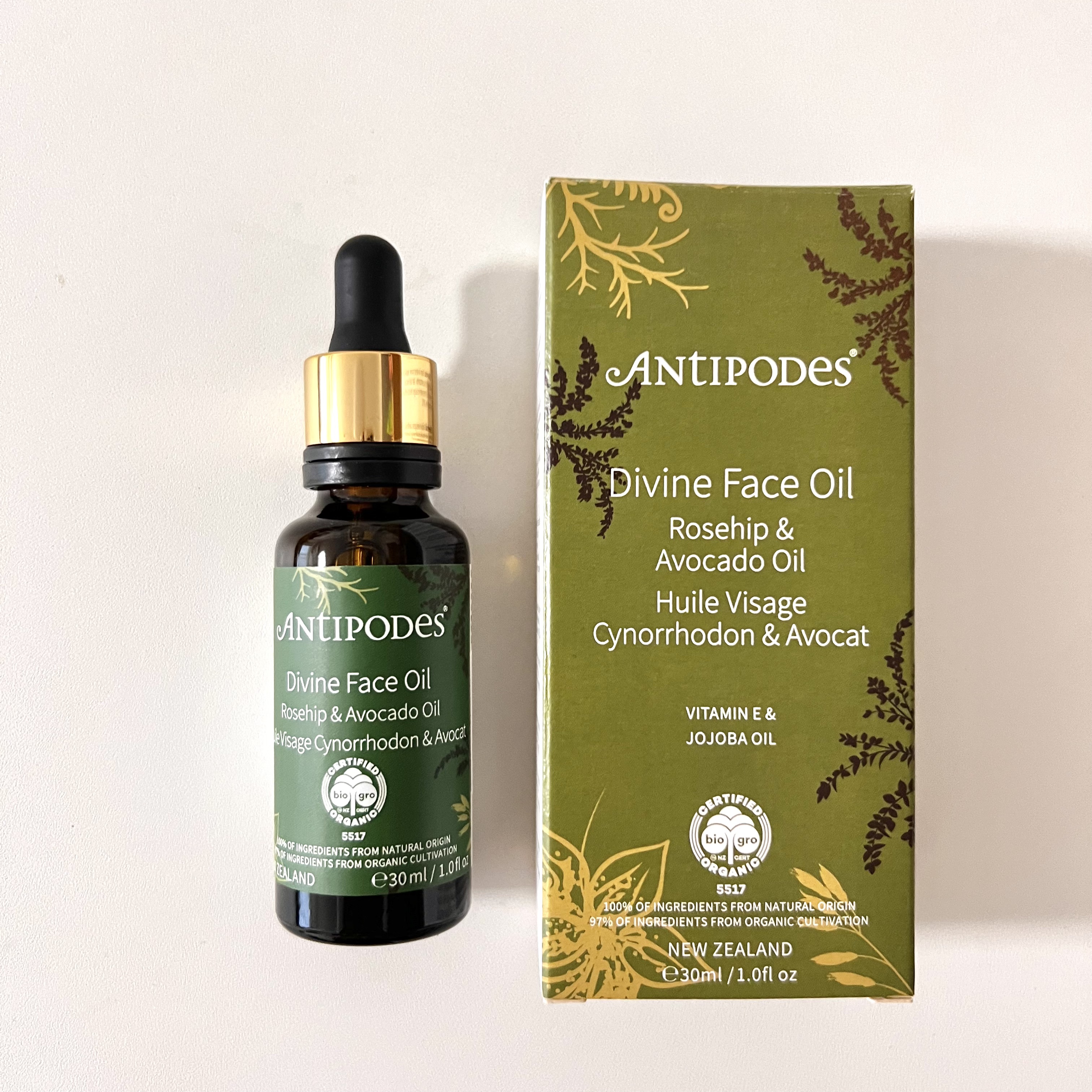 ディバイン アボカド＆ローズヒップ フェイスオイル/Antipodes/フェイスオイルを使ったクチコミ（1枚目）