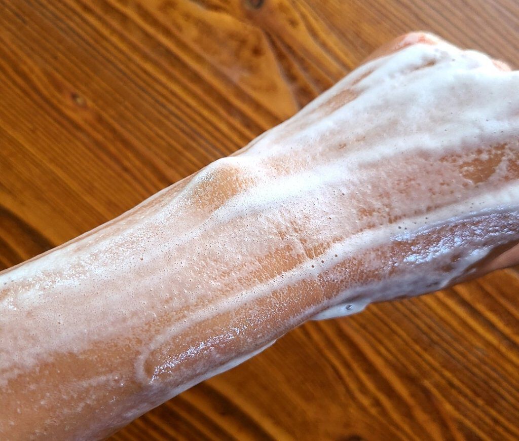 ザ ボディ 泡タイプ ピュアリーサボンの香り/ビオレu/ボディソープを使ったクチコミ（2枚目）