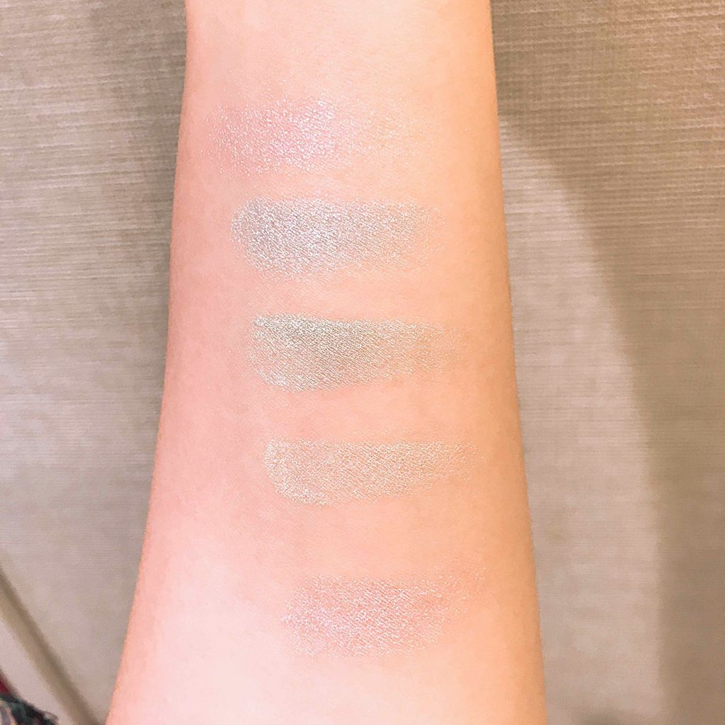 ハートハイライター ユニコーンハート/MAKEUP REVOLUTION/パウダーハイライトを使ったクチコミ（2枚目）