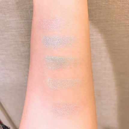ハートハイライター ユニコーンハート/MAKEUP REVOLUTION/パウダーハイライトを使ったクチコミ(2枚目)