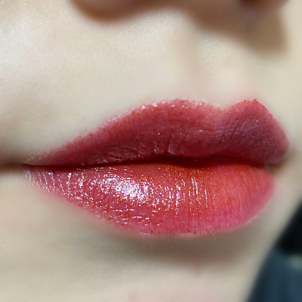 グリッターリップカラー ソールージュ099/クリスチャン ルブタン/口紅を使ったクチコミ(8枚目)