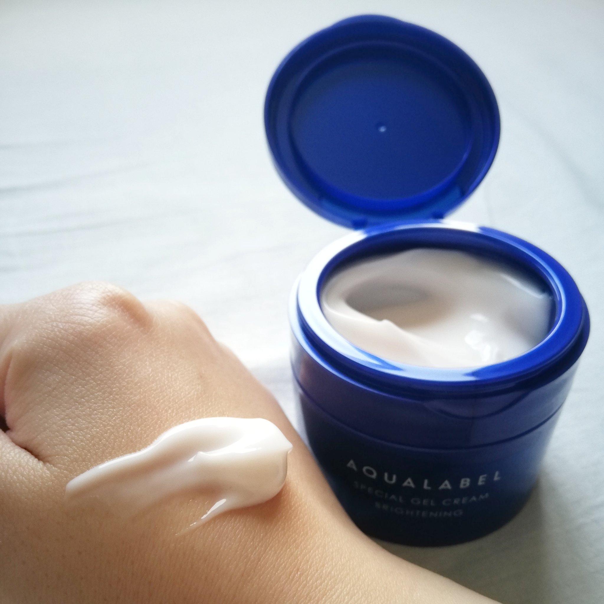 スペシャルジェルクリーム EX （ブライトニング） /アクアレーベル/オールインワン化粧品を使ったクチコミ（3枚目）