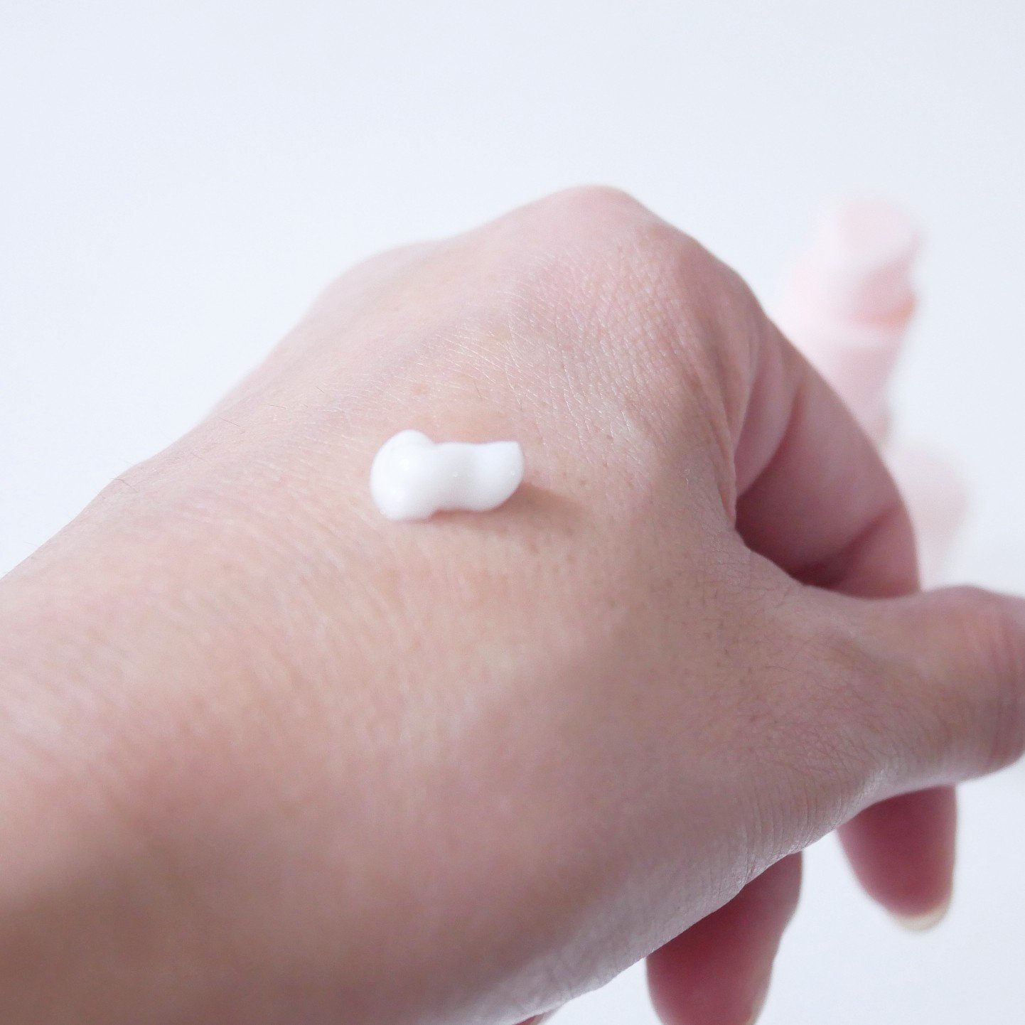 リンクル コンセントレ/イオナR (イオナアール)/アイケア・アイクリームを使ったクチコミ（3枚目）