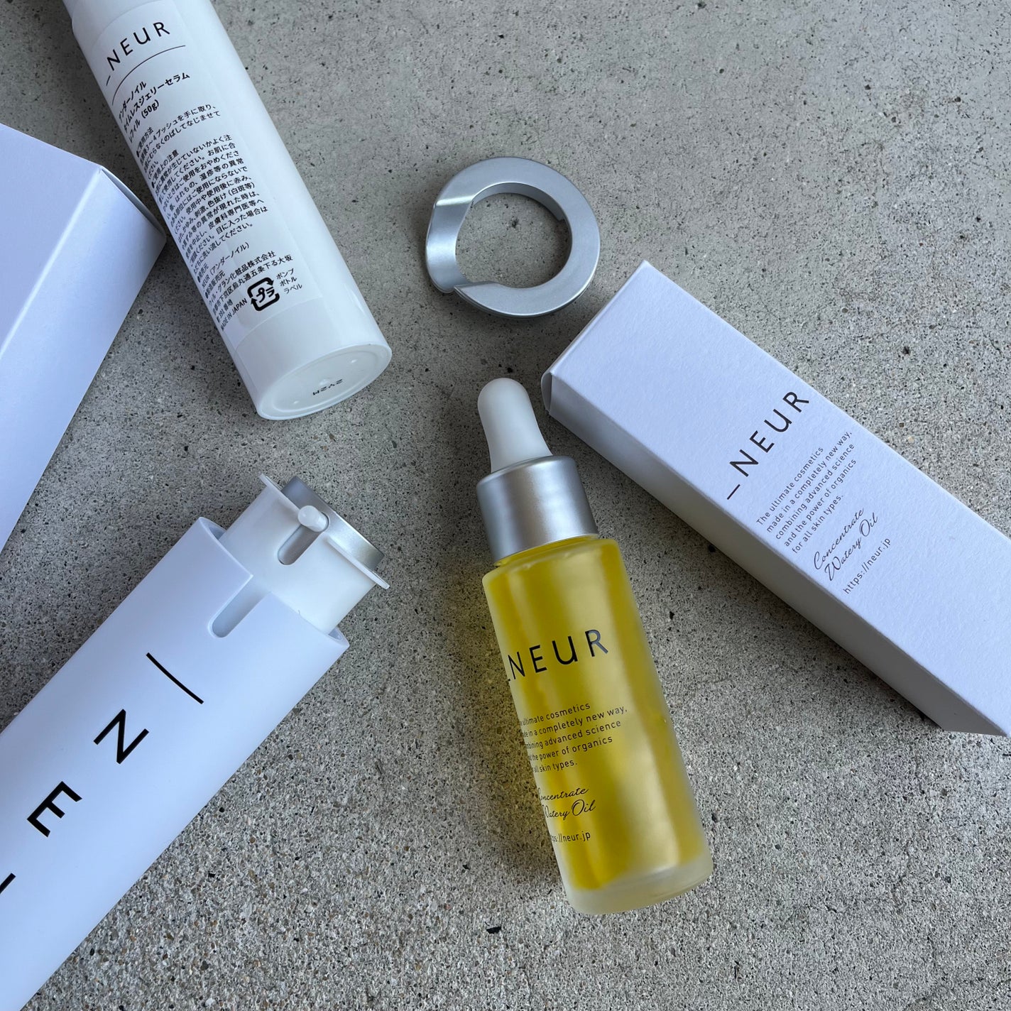 コンセントレート・ウォータリーオイル/アンダーノイル/ブースター・導入液を使ったクチコミ(3枚目)