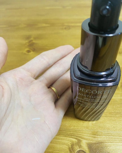 ホワイトロジスト ネオジェネシス ブライトニング コンセントレイト/DECORTÉ/美容液を使ったクチコミ(2枚目)