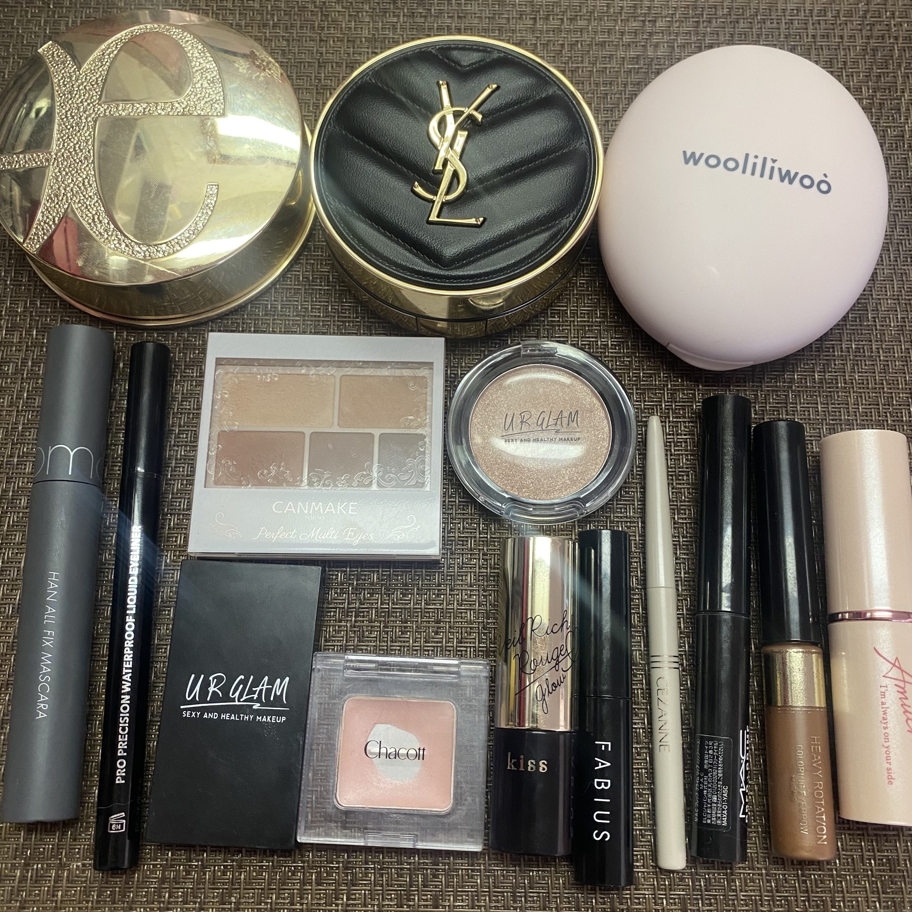 ヴェールリッチルージュ グロウ 03 Gracefully/KiSS/口紅を使ったクチコミ（3枚目）