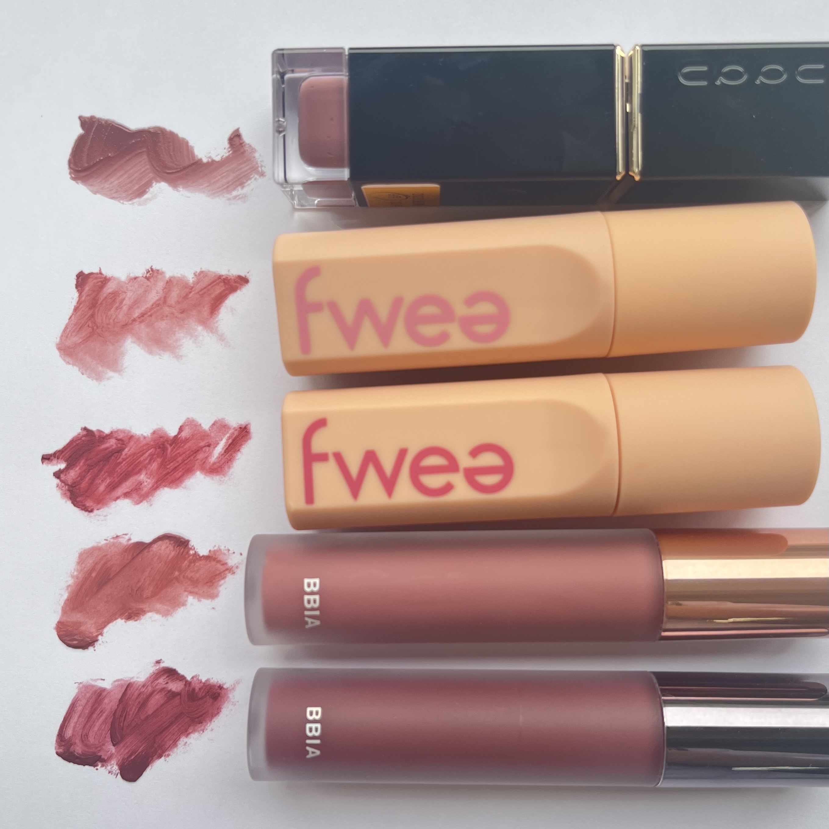 フィーティントスエード 02 ドライリハーサル/fwee/リップティントを使ったクチコミ（3枚目）