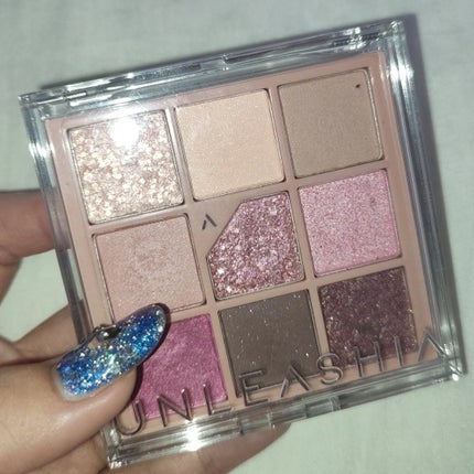 グリッターペディアアイパレット/unleashia/アイシャドウパレットを使ったクチコミ(4枚目)