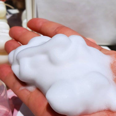 Vitamin B12 Bubble Foam Cleanser/GENIE THE BOTTLE/洗顔フォームを使ったクチコミ（3枚目）