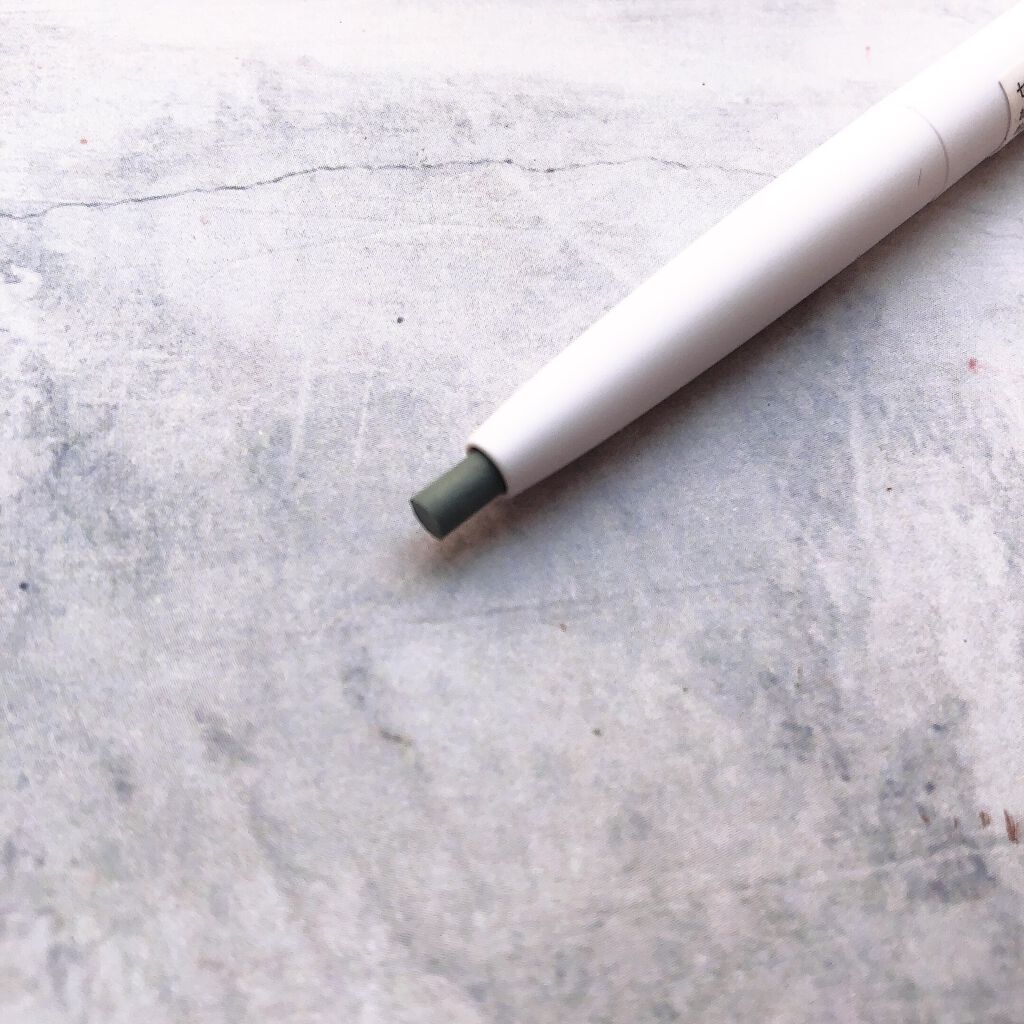 セルヴォーク シュアネス アイライナーペンシル EX05 アイシーブルー/Celvoke/ペンシルアイライナーを使ったクチコミ（3枚目）