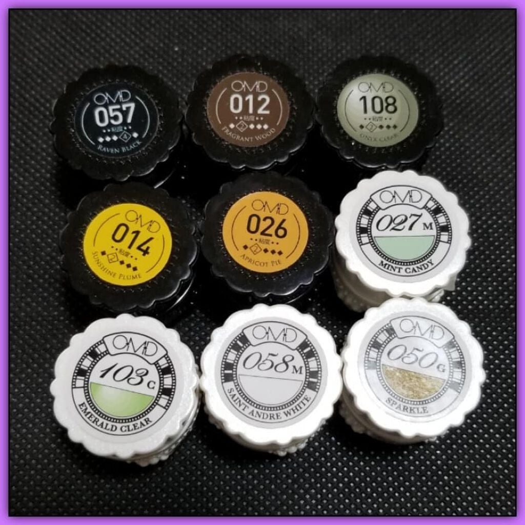 r.kira.nail on LIPS 「優しめのひまわり🌻✨メロンソーダみたいなカラーが本当に爽やかで..」(2枚目)