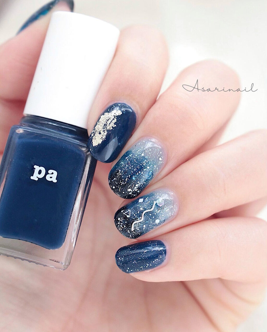 Pa ネイルカラー Pa Nail Collectiveの口コミ プチプラポリで塗った夜空ネイル 黒と紺 ラ By Asari セルフネイル Lips
