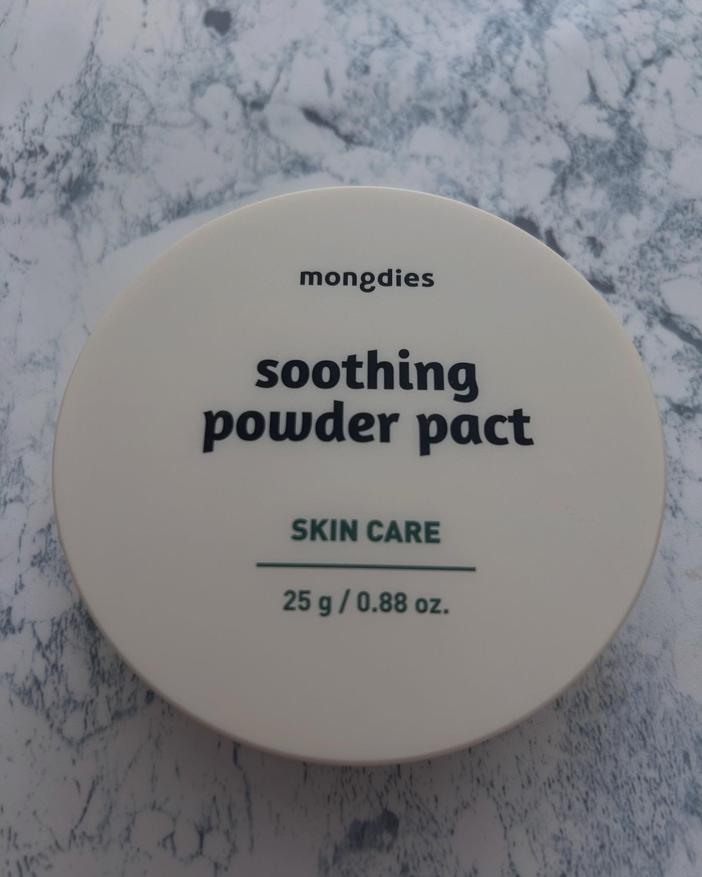 ベビー・パウダーパクト/モンディエス/ボディパウダーを使ったクチコミ（1枚目）