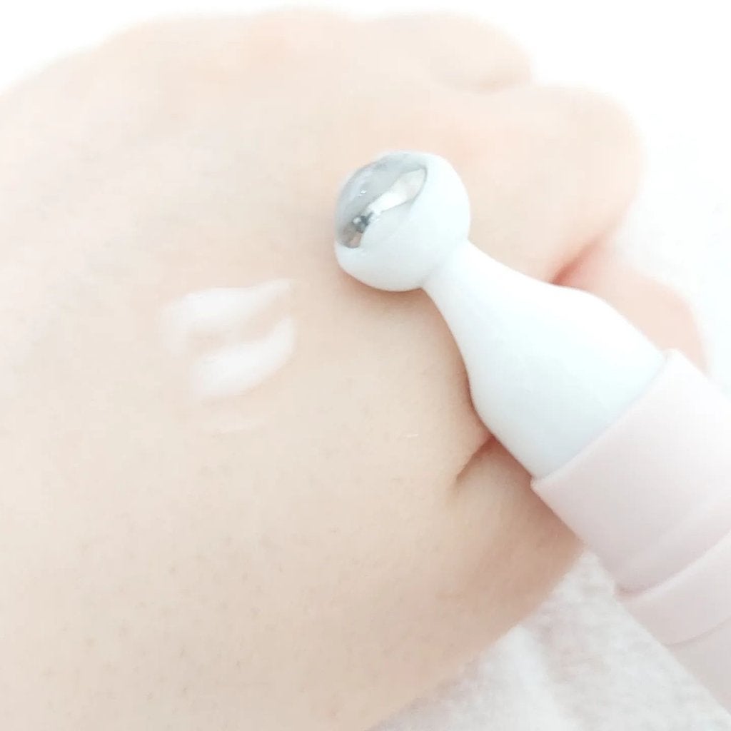 チェリーブロッサム ブレミッシュ 8GF スティック アイクリーム/Bring Back/アイケア・アイクリームを使ったクチコミ(3枚目)