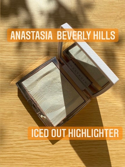 Iced Out Highlighter/アナスタシア ビバリーヒルズ/パウダーハイライトを使ったクチコミ(1枚目)