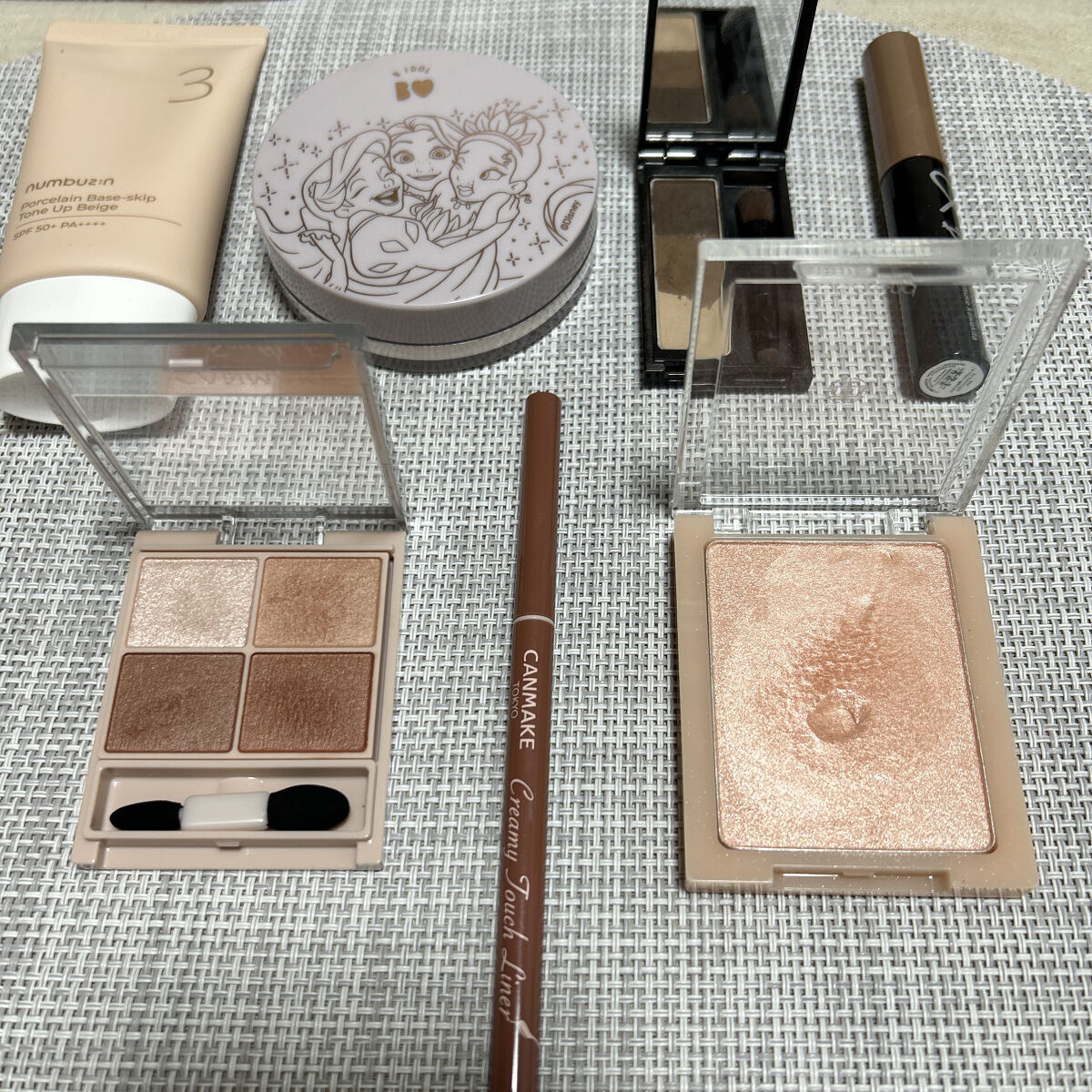 ケイト デザイニングアイブロウ3D/KATE/パウダーアイブロウを使ったクチコミ（2枚目）