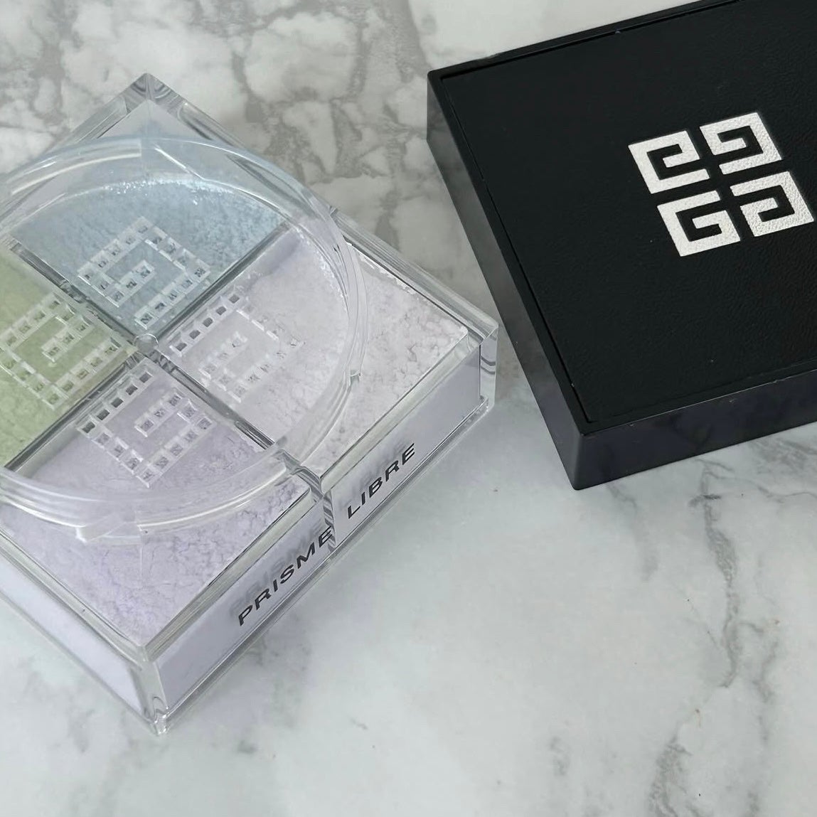 プリズム・リーブル/GIVENCHY/ルースパウダーを使ったクチコミ(1枚目)