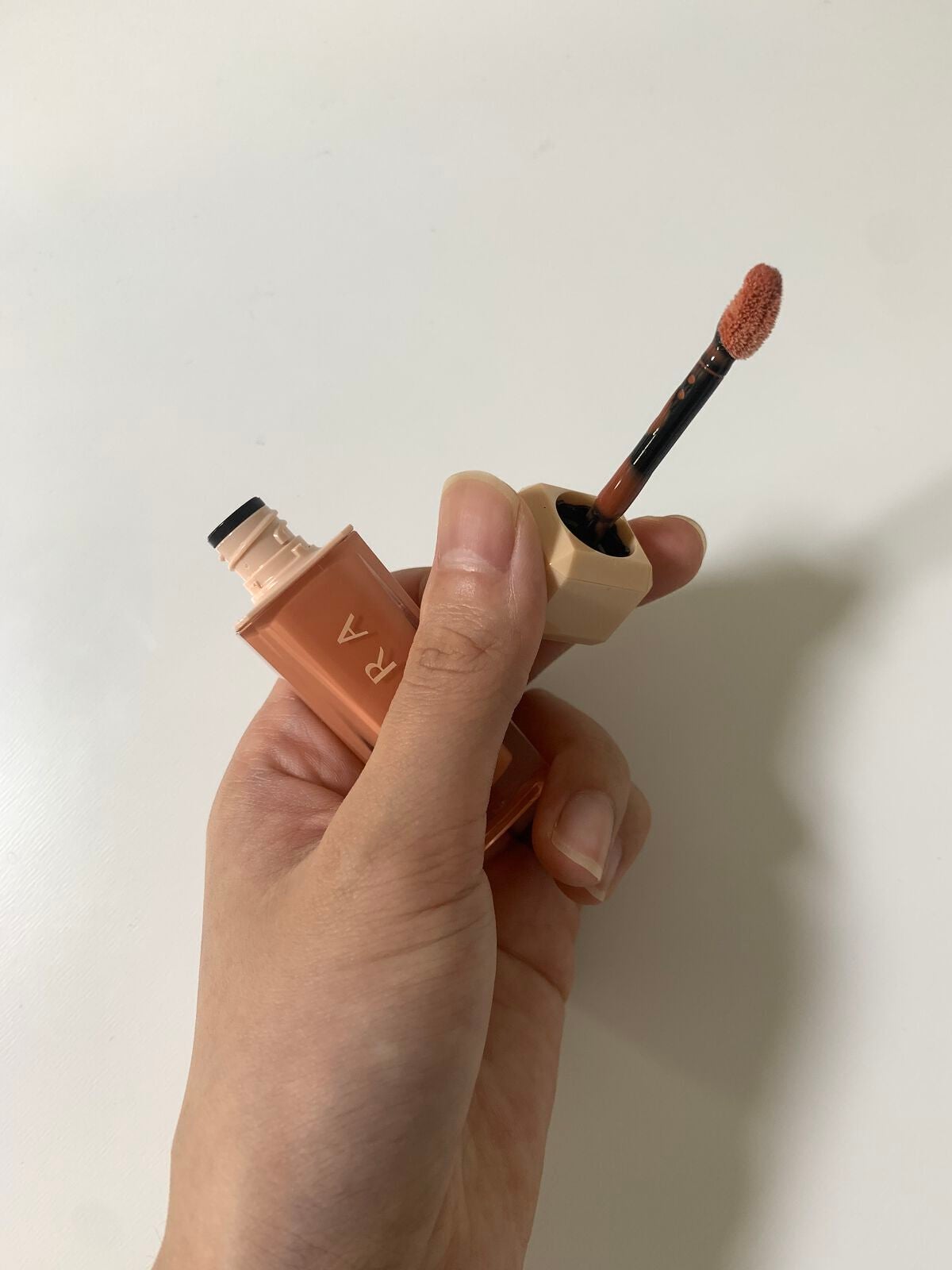 センシュアルスパイシーヌードグロス/HERA/リップグロスを使ったクチコミ(4枚目)