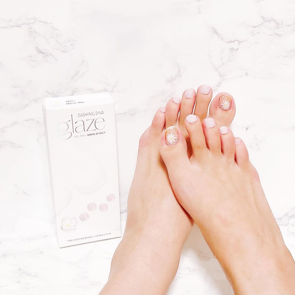 GLAZE グレーズ 半硬化タイプジェルネイルシール/DASHINGDIVA MAGICPRESS/ネイルシールを使ったクチコミ（1枚目）
