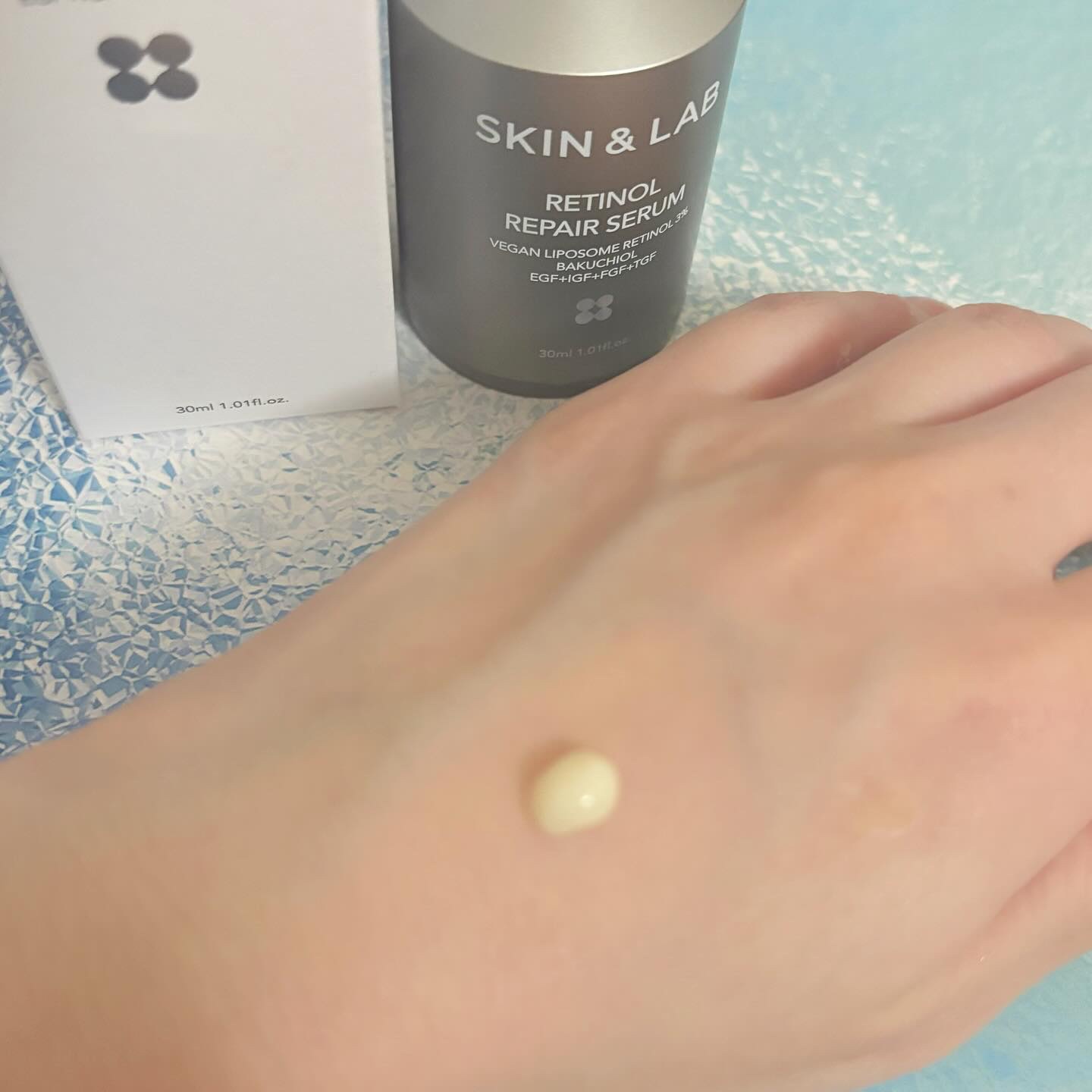ヴィーガンリポソームレチノールセラム/SKIN&LAB/美容液を使ったクチコミ（3枚目）