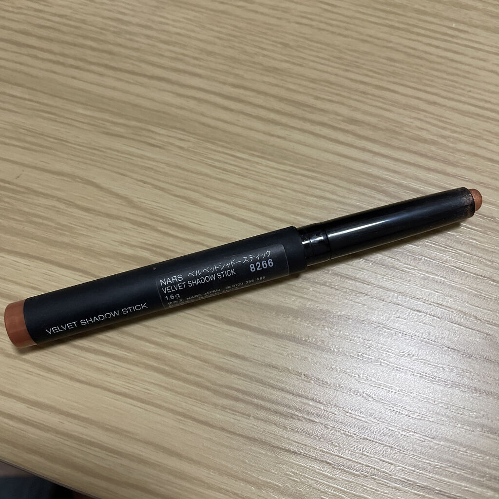 ベルベットシャドースティック/NARS/スティックアイシャドウを使ったクチコミ（2枚目）