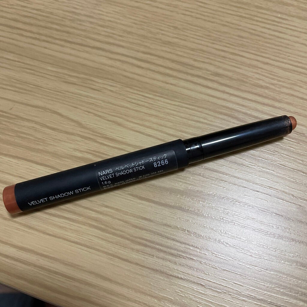 ベルベットシャドースティック/NARS/スティックアイシャドウを使ったクチコミ(2枚目)