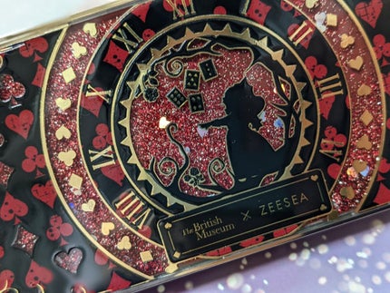 アリスドリームランドシリーズ 12色アイシャドウパレット(ZEESEA×大英博物館)/ZEESEA/アイシャドウパレットを使ったクチコミ(1枚目)