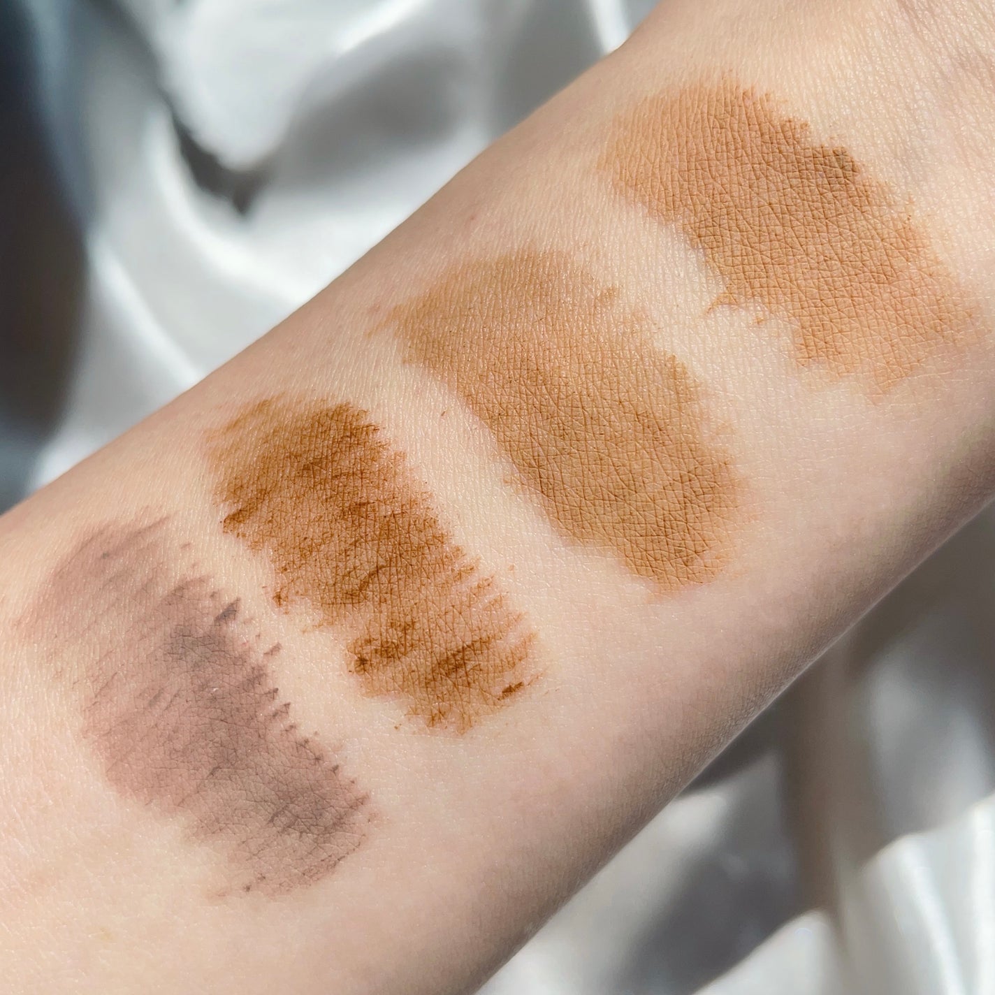 ブロウインク 3D スタイリングジェル/MAYBELLINE NEW YORK/眉マスカラを使ったクチコミ(10枚目)