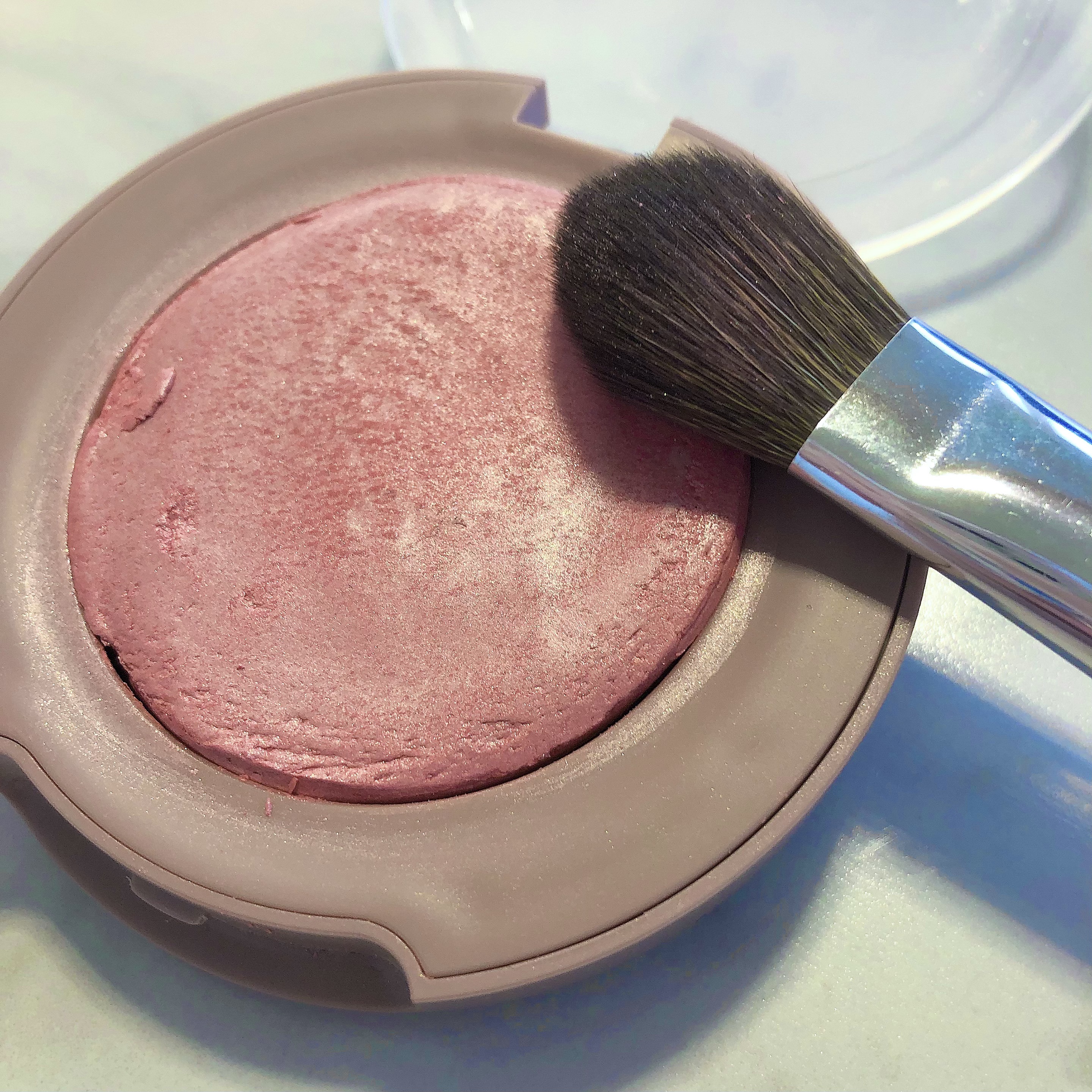 ポイントチークブラシ885/fillimilli/メイクブラシを使ったクチコミ（2枚目）