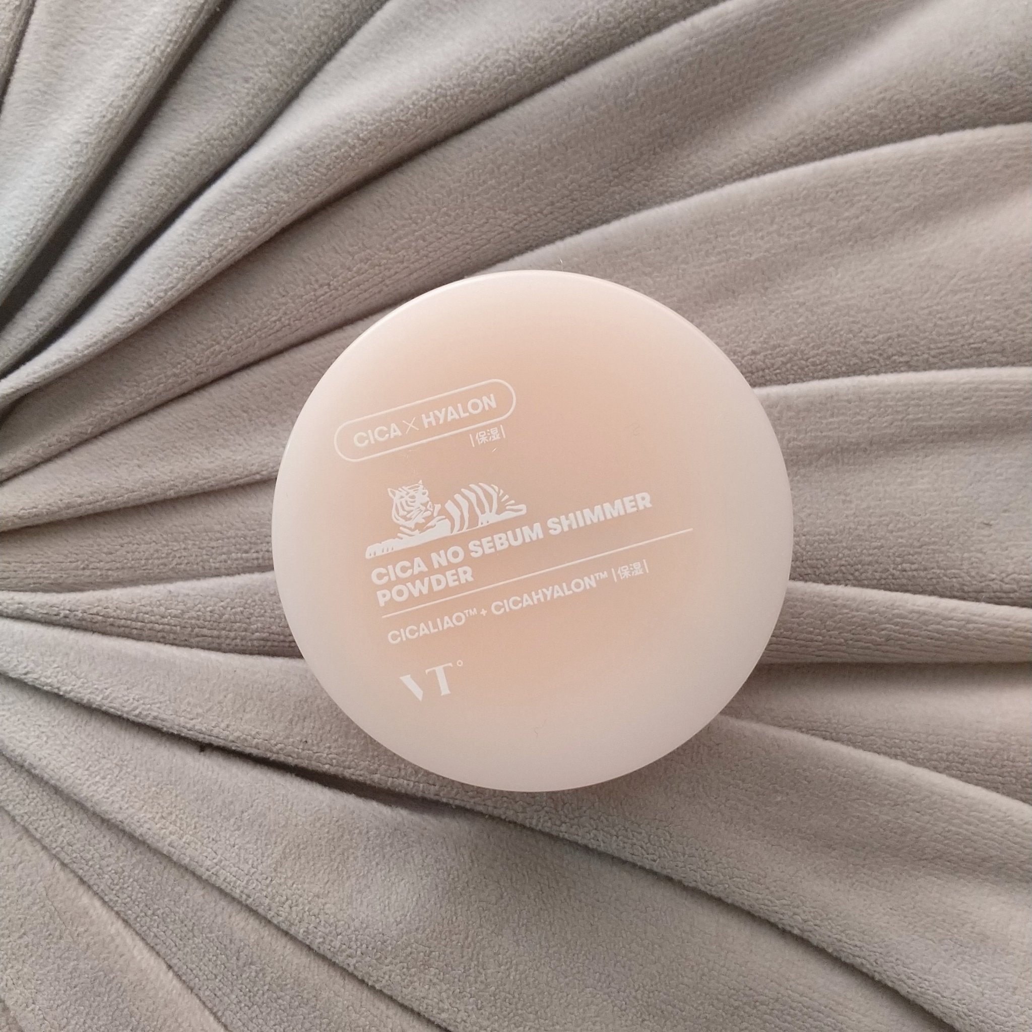 CICA ノーセバムシマーパウダー/VT/ルースパウダーを使ったクチコミ（1枚目）