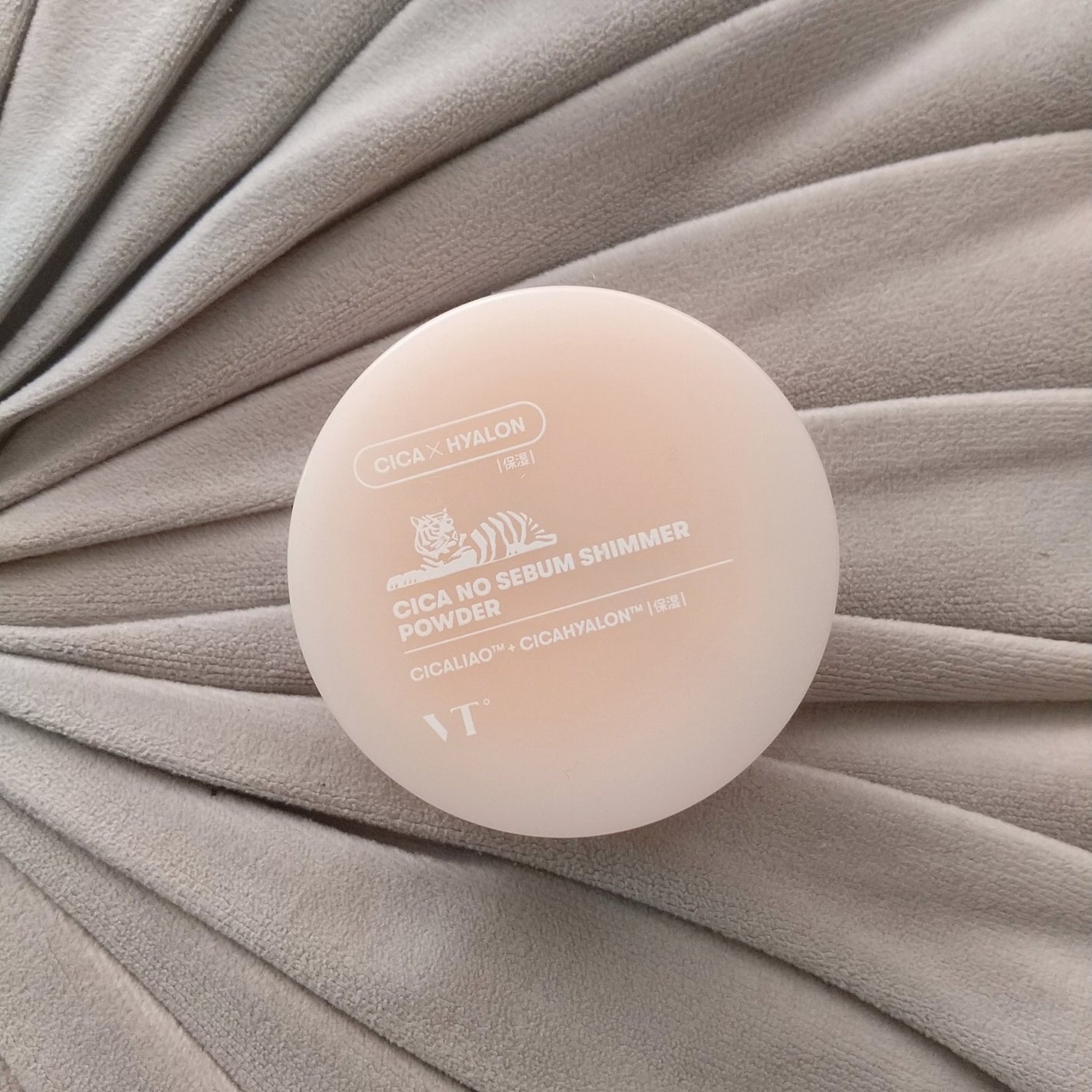 CICA ノーセバムシマーパウダー/VT/ルースパウダーを使ったクチコミ(1枚目)