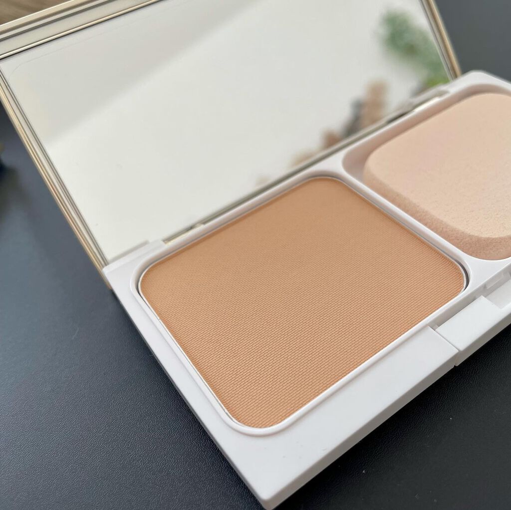 エバメール エバメールパウダーファンデーション露肌のクチコミ「エバメールの
・エバメールファンデーションゲル
・エバメールパウダーファンデーション露肌 を、.....」（2枚目）