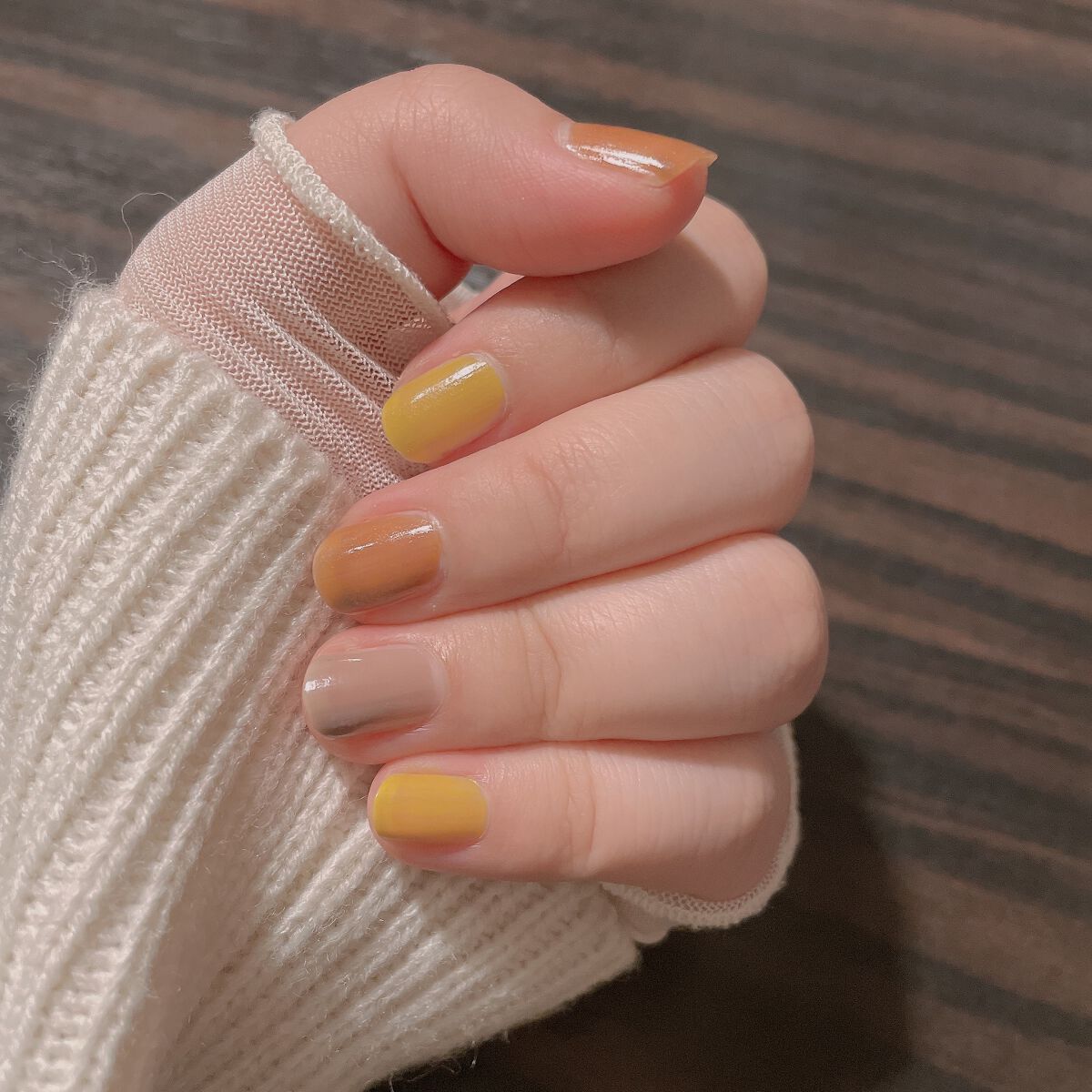 #ネイル,#セルフネイル,#配色ネイル,#黄色ネイルのネイルデザイン