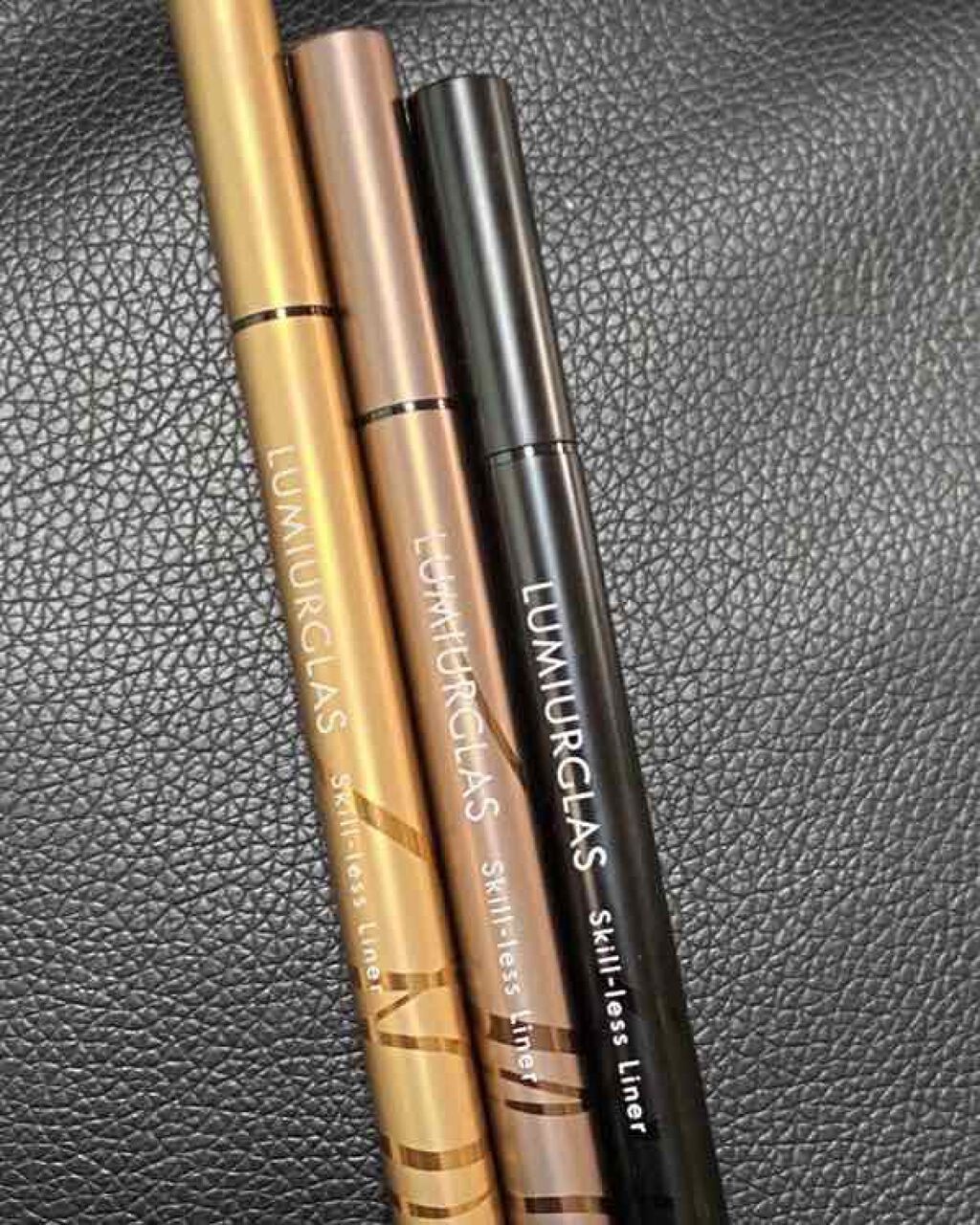 スキルレスライナー/LUMIURGLAS/リキッドアイライナーを使ったクチコミ（3枚目）