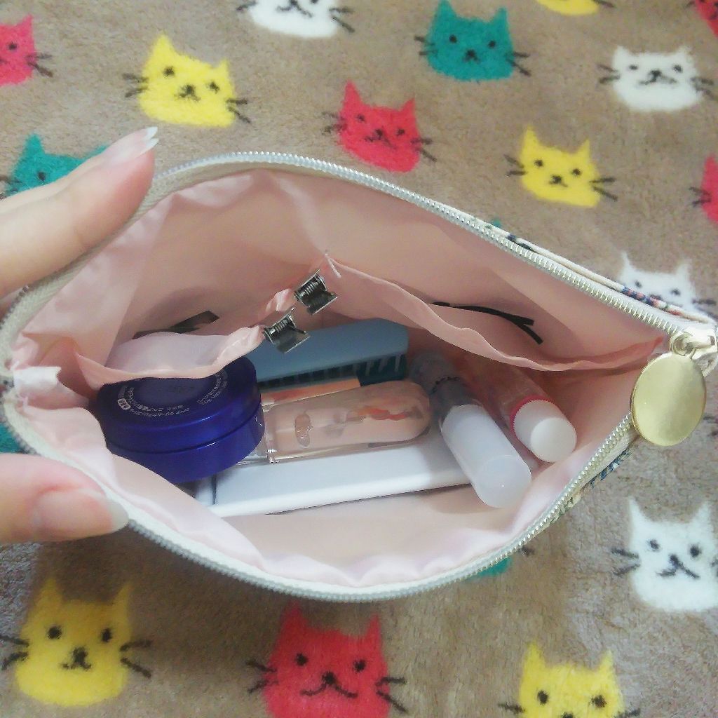 ぷじ on LIPS 「かこ様の企画に参加させてもらいました!!!#みんなのポーチ事情..」(2枚目)