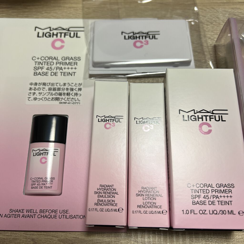 ライトフル C３ ナチュラル シルク パウダーファンデーション NC15/M・A・C/パウダーファンデーションを使ったクチコミ（2枚目）