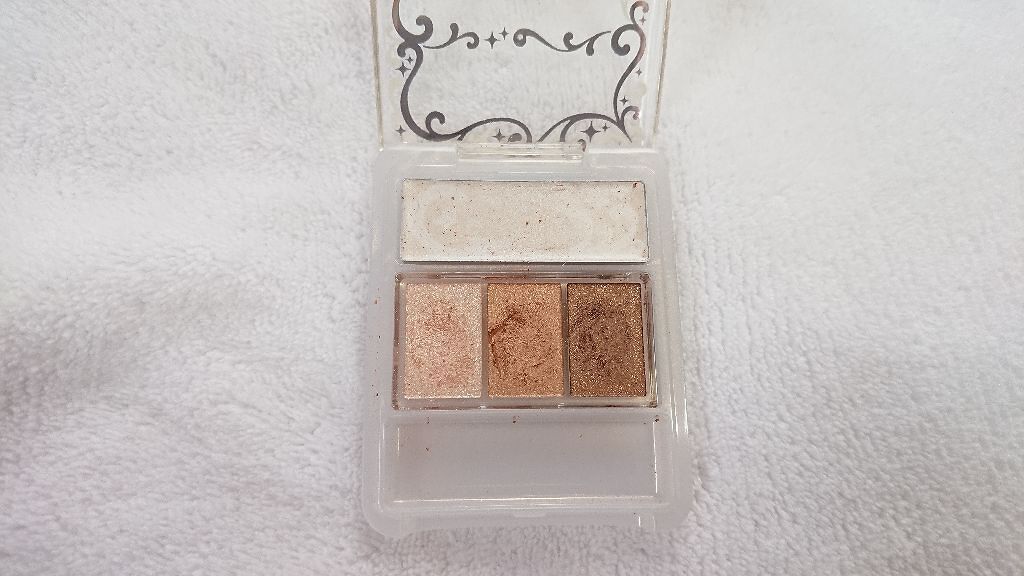 マジョルック(イルミネーター)/MAJOLICA MAJORCA/アイシャドウパレットを使ったクチコミ(2枚目)