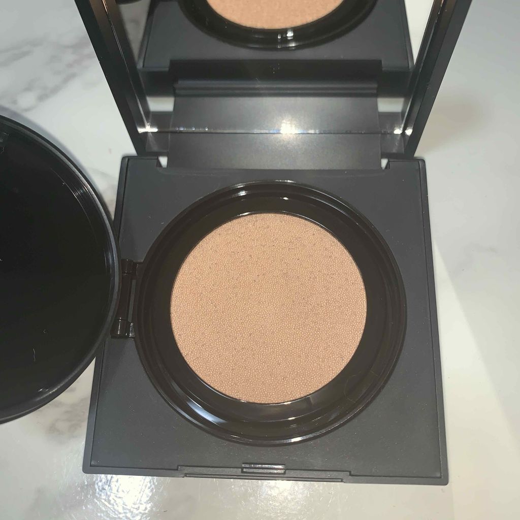 ナチュラルラディアント ロングウェア クッションファンデーション/NARS/クッションファンデーションを使ったクチコミ(2枚目)