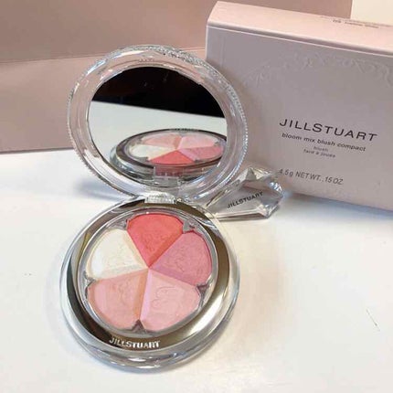 ジルスチュアート ブルーム ミックスブラッシュ コンパクト/JILL STUART/パウダーチークを使ったクチコミ(1枚目)