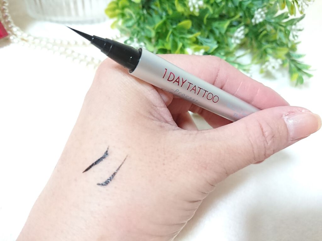 1DAY TATTOO プロキャスト ザ・アイライナー/K-パレット/リキッドアイライナーを使ったクチコミ（3枚目）