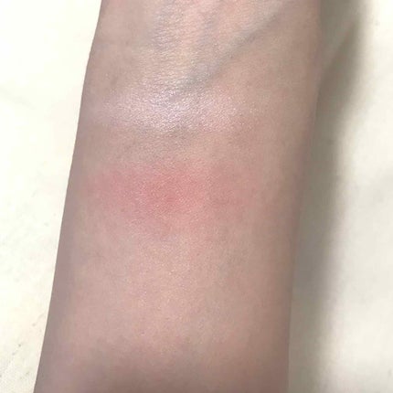 KiSS パフチークスのクチコミ「【キス】
パフチークス
   04 Jealousy Red
🐼 < 色がとても可愛いです.....」(3枚目)