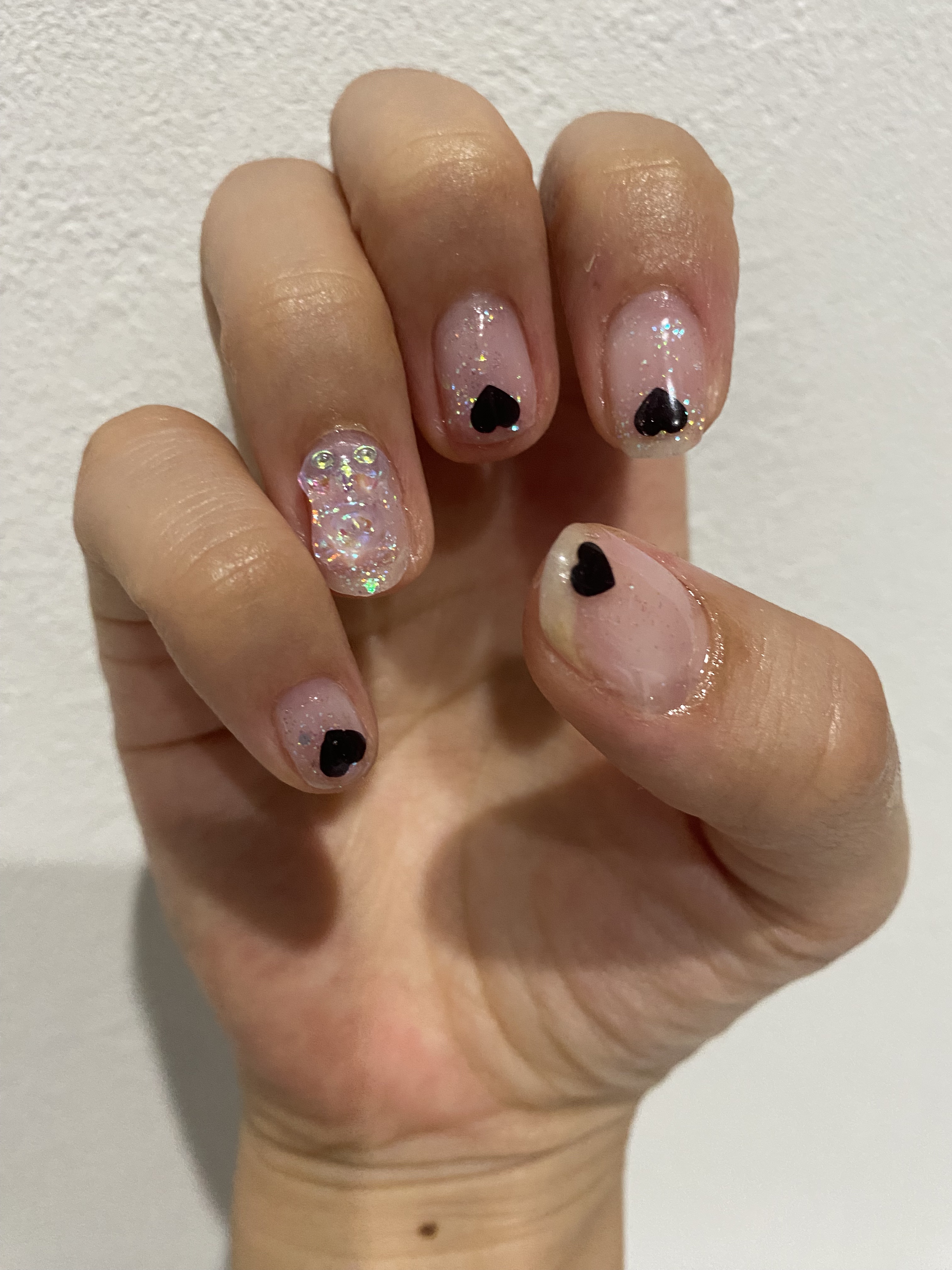 🪞BRG ジェルネイル🪞


初心者ネイル

今日は黒のハート付けてみたけど
ちょっと大きかったかも💦
思ってたのと違う気がする。。。。
くまさん可愛いけどなんか色が違うんかな？？

センスがなくて難しい😭


でも、前よりは上手く