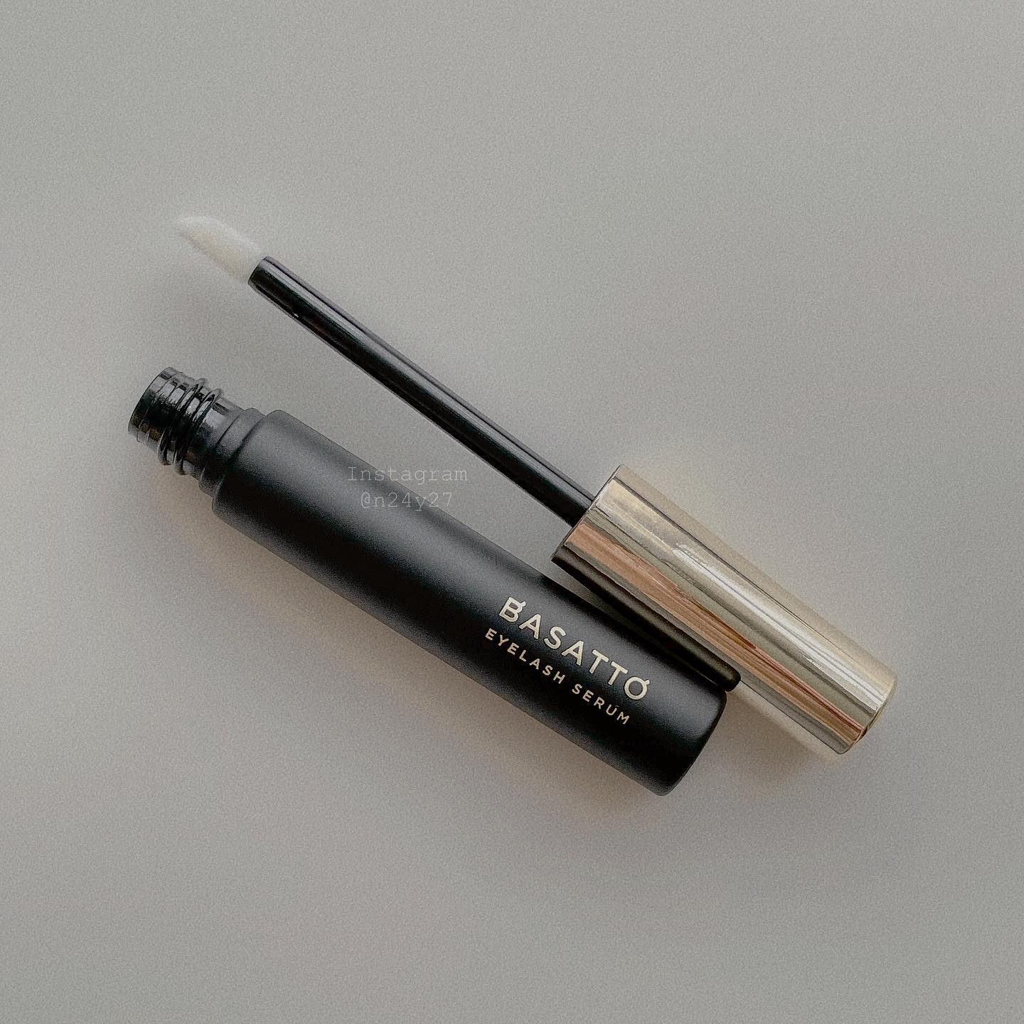 アイラッシュセラム/BASATTO/まつげ美容液を使ったクチコミ（2枚目）
