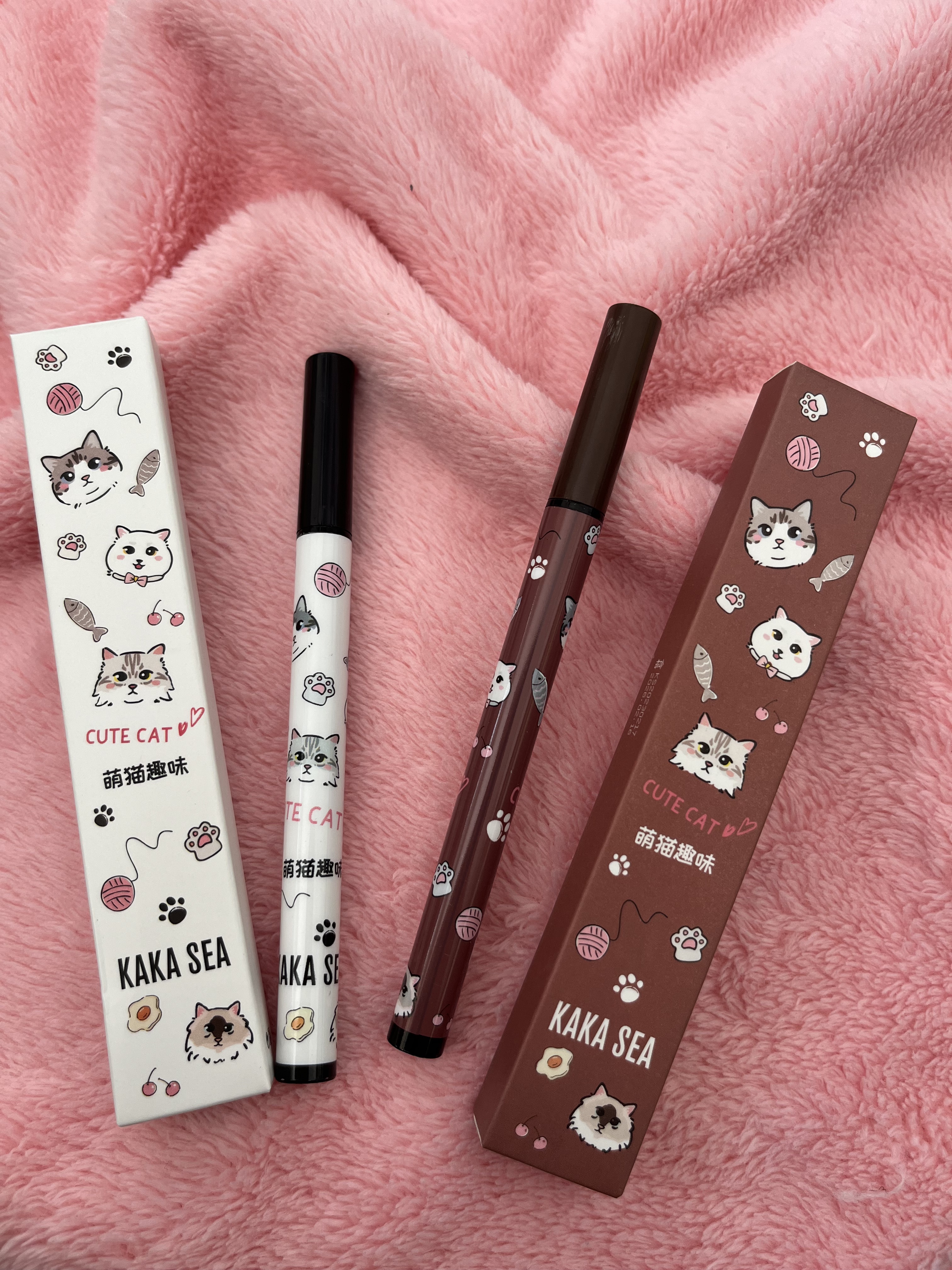 猫好きさん集まれ😻

KAKA SEAのアイライナー
Qoo10で購入

ブラックとダークブラウンです😸
極細の0.005mです

ウオタープルーフです
2枚目描き方と撮り方が下手くそで少し太くなってしまいましたが
めっちゃ細く引けます