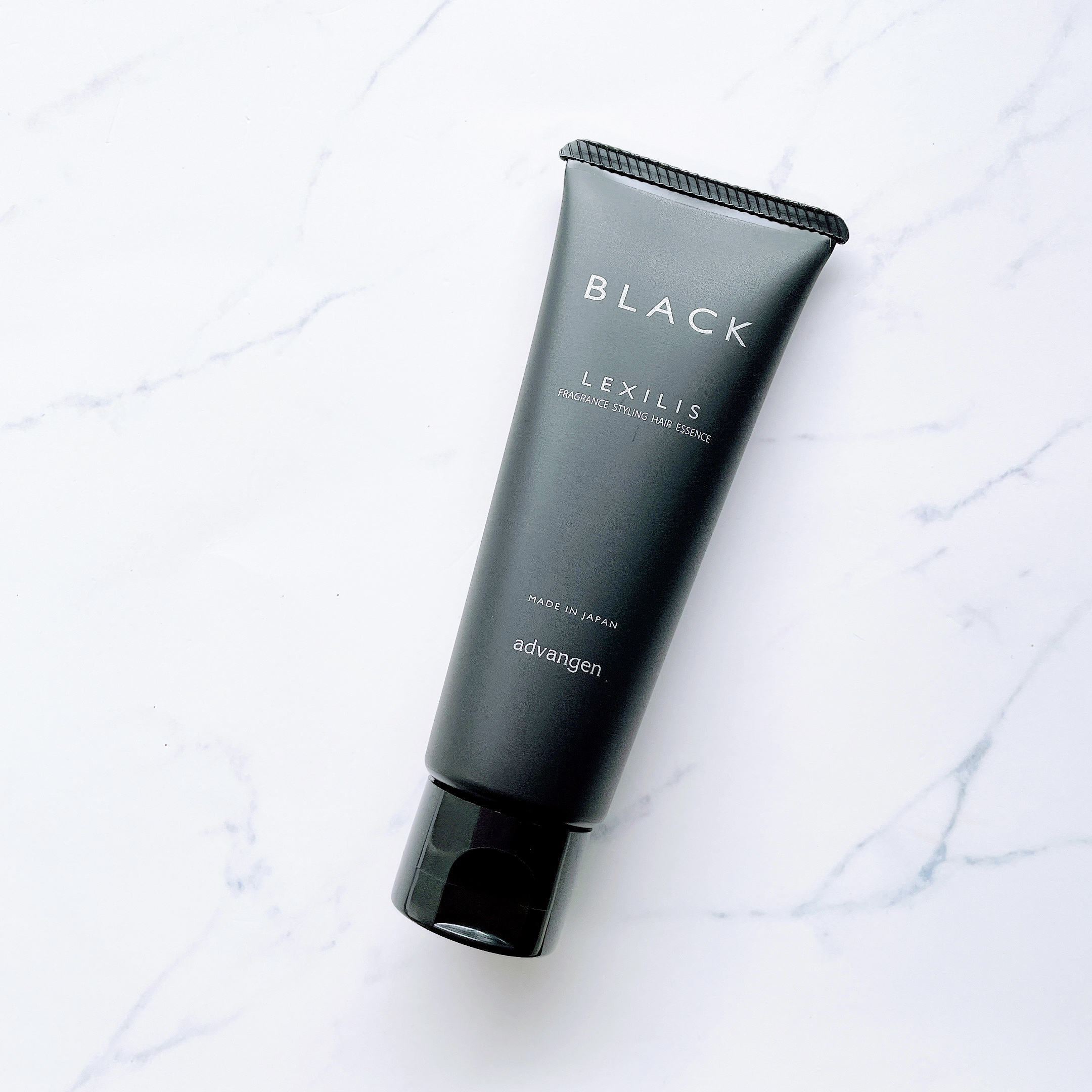 ブラック フレグランス スタイリング ヘアエッセンス/LEXILIS/アウトバストリートメントを使ったクチコミ（1枚目）
