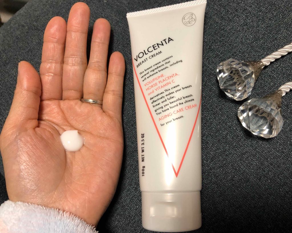 バストクリーム VOLCENTA(ボルセンタ)/BODY's PRO/バストケア・ヒップケアを使ったクチコミ(2枚目)